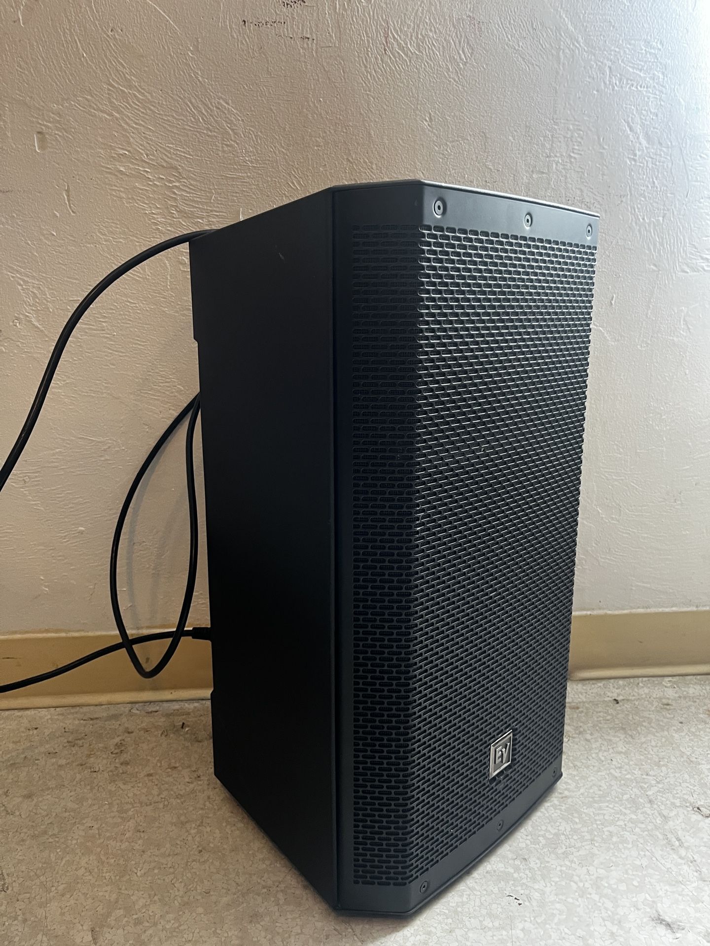 Electric Voice ZLX G2 12”