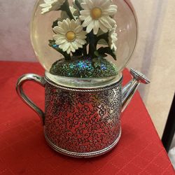 Danbury Falls Water Globe