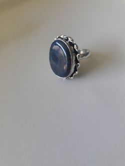 Sterling silver blue gemstone ring size 7