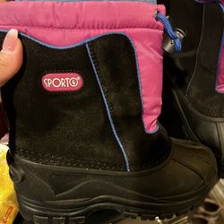 Snow Boots Size 3