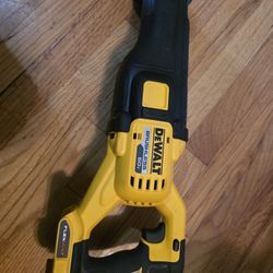 Dewalt Saw Saw  60v New Tool Only