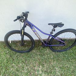 SE BIKE TREK MARLIN SHIMANO 