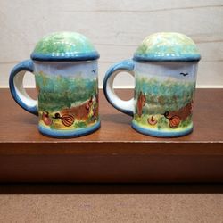 WCL Vintage Hand Painted Ceramic Salt Pepper Shakers 
