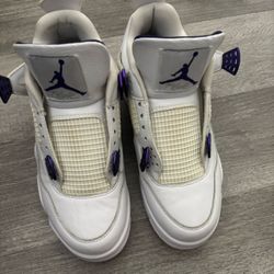 Jordan Metallic 4’s Purple 