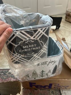 Holiday Tin baskets (set of 2) 