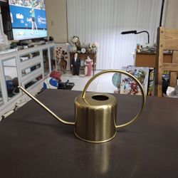 Vintage 1960's Elegant Brass Watering Can With Extra Long Spout For Precise Water Distribution, Great For Indoor Plants 14.75"L X 7.5"H X 5"W 