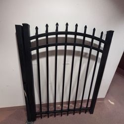 Slab Mount Aluminum Gate - Black