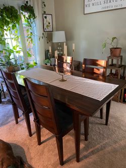 West Elm Dining Room Table and chair set!