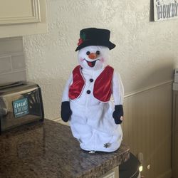 Battery operated Snowman And Extra Christmas Stockings