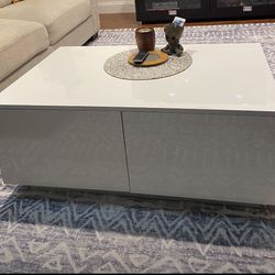 Coffee Table For Sale- Pickup Only Norwood