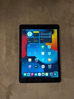 Space Grey iPad Air 2 (64GB)