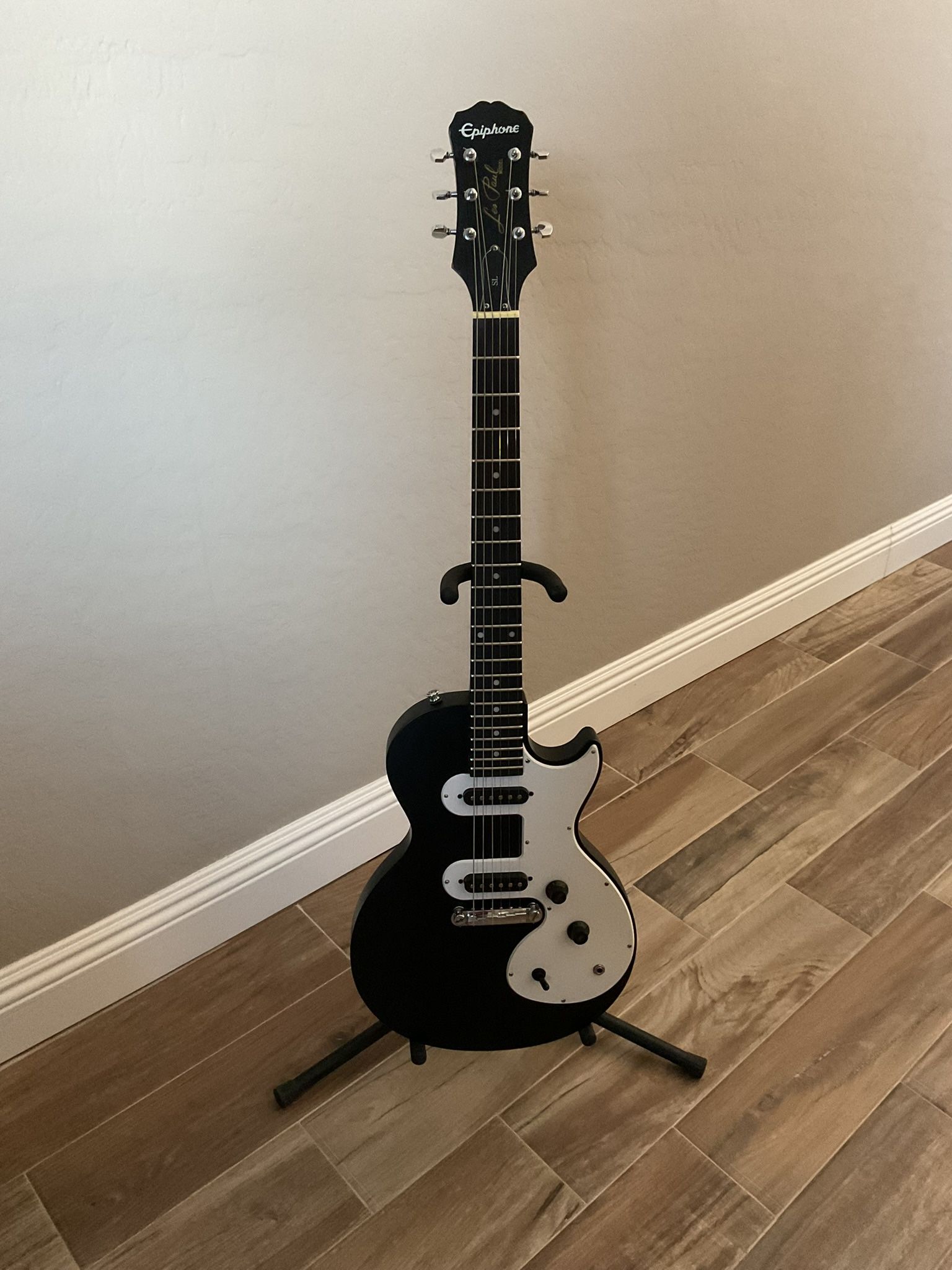 Epiphone Electric Guitar