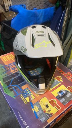 Dirt bike helmet