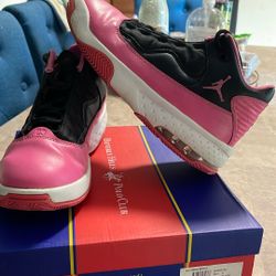 Nike Air Jordan Pink Aura 6Y