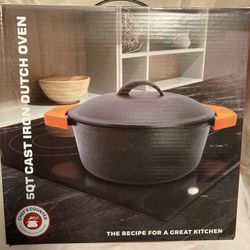 Chef’s Counter  5qt. Cast Iron Dutch Oven Pot