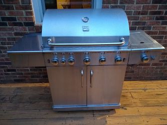 Kenmore 5 Burner and side Burner Stainless steel Gas Grill