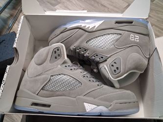Wolf grays size 8,5