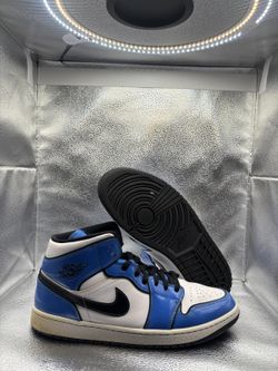 Air Jordan 1 mid signal blue