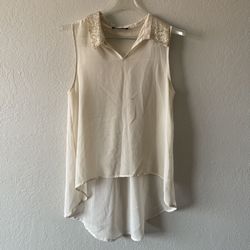 Love Culture, Women’s Beige Gold Sequin Collar High Lo Blouse, Size M