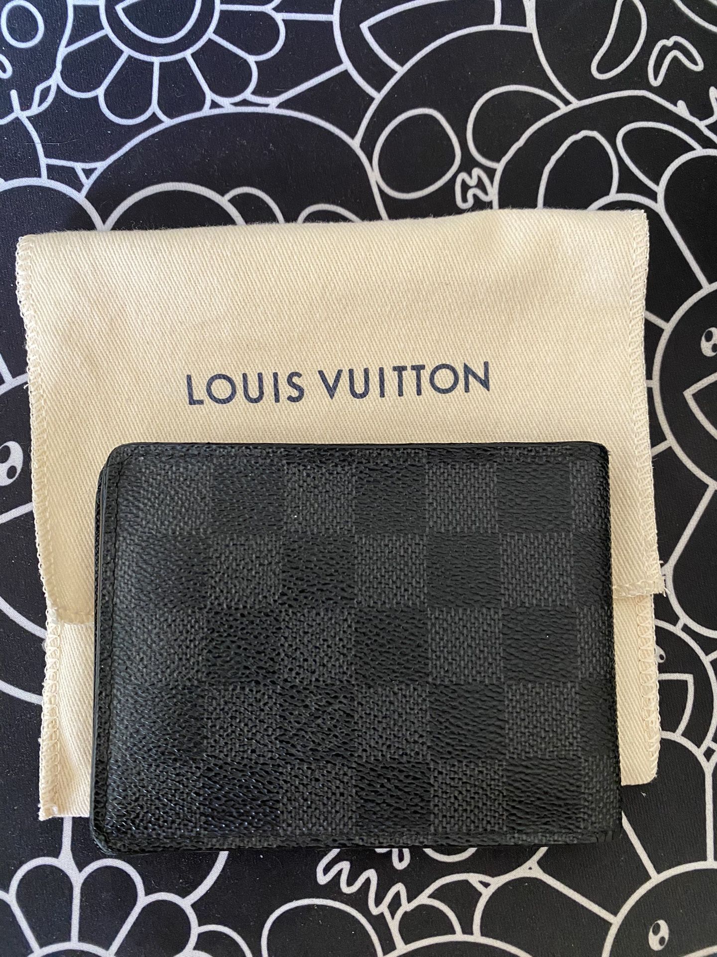 how to authenticate lv wallet