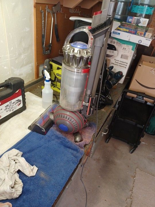 Dyson Ball Animal 3 Vacuum