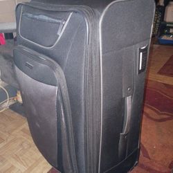 Maleta   En Exelentes Condisiones 