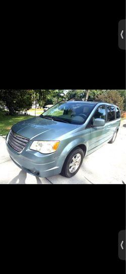 chrysler town and country 2008