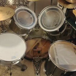 Drumset | Drum Set| Ludwig Snare | Pearl And Peace 