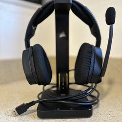 Corsair Void RGB Elite Gaming Headset + Corsair ST100 RGB Premium Headset Stand
