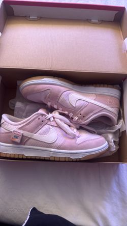 Nike Dunk Low women's sneakers