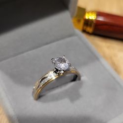 Ladies Ring with  Gem CZ