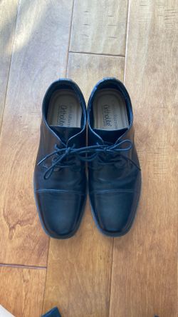 Boy’s dress shoes size 9 1/2