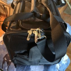 Medium Dog Or Cat Carrier 