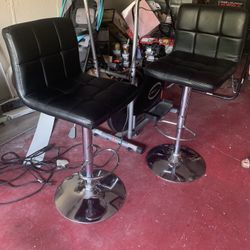 Set of 2 bar stools 