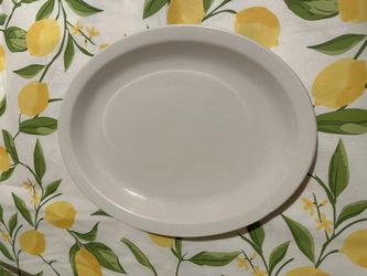 6 Oval Diner Plates