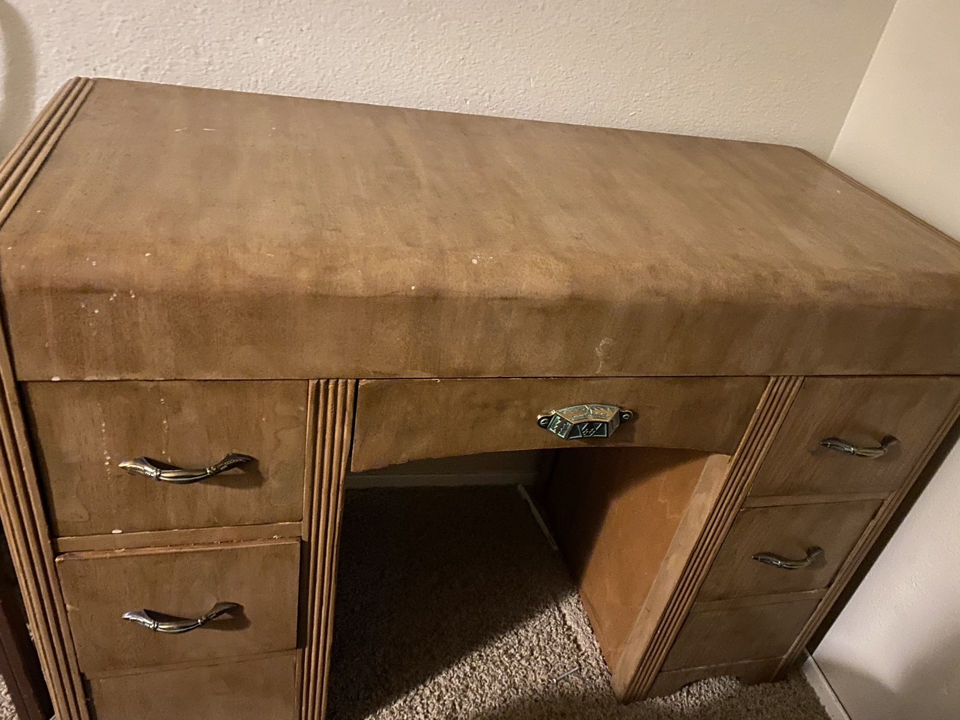 Wood 🚨🚨🚨Moving Make Offer