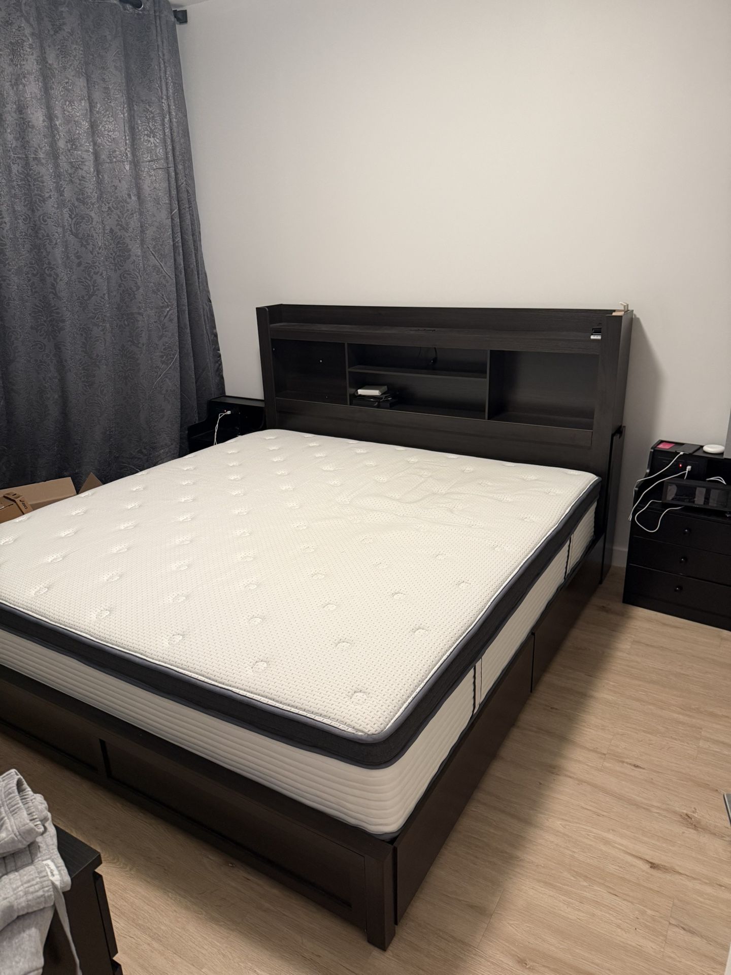 King Size Bed Frame With Mattress
