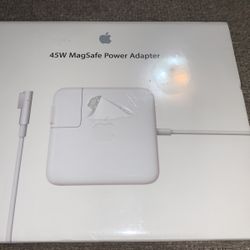 Apple 45W MegaSafe Power Adapter