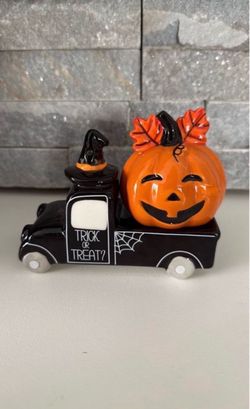 Halloween decor