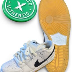 Nike SB Dunk Low Pro