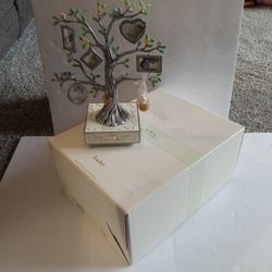 Hallmark Keepsake Rock A Bye Baby Photo Tree BNIB