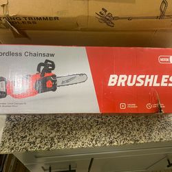 Brushless battery chainsaw