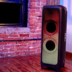JBL PartyBox 1000 - High Power Wireless Bluetooth Party Speaker