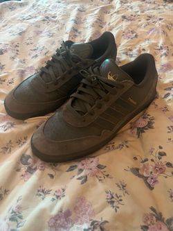 Adidas low men’s Sz 13