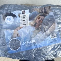 Pregnancy Pillow