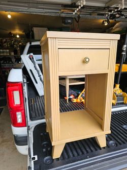 Vintage night stand/ end table
