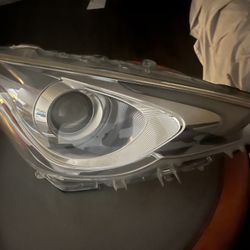 Toyota Prius 2016 C Headlight 