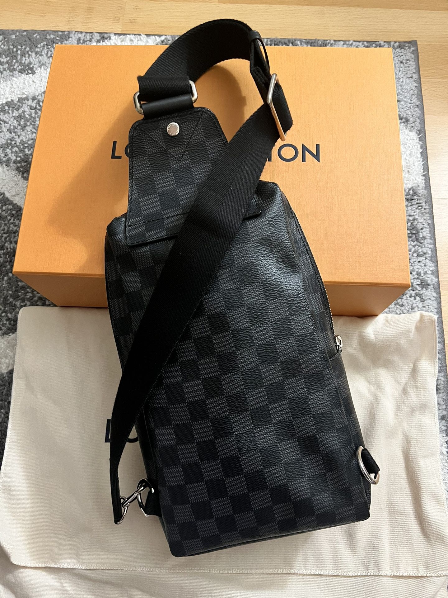 Louis Vuitton black gray leather Avenue Sling Bag N41719 brand new Shoulder  Bag Black for Sale in Las Vegas, NV - OfferUp