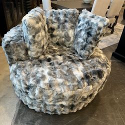 Swivel Chair
