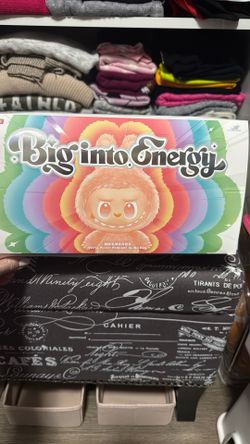 Labubu Big Into Energy 